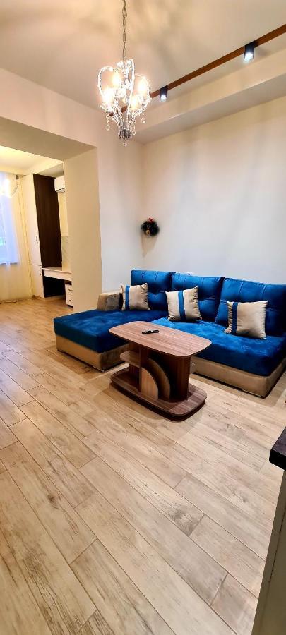 Deluxe Apartment In City Center Erivan Exterior foto