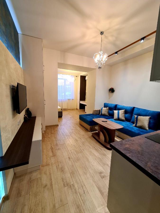 Deluxe Apartment In City Center Erivan Exterior foto
